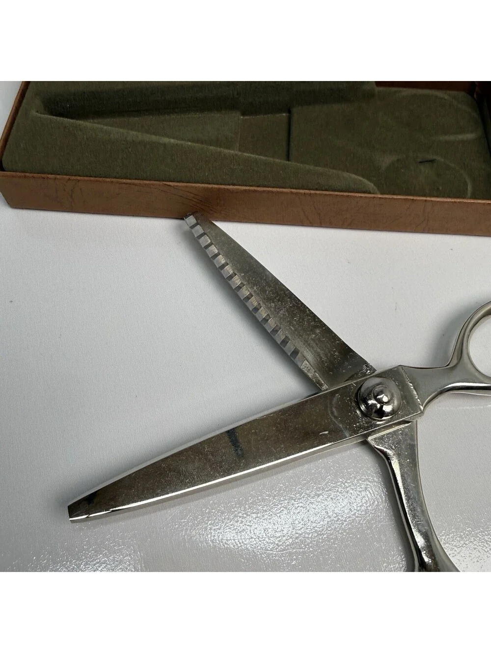 Vintage Gingher Pinking Shears Scissors G-7P Original Box 7-1/2